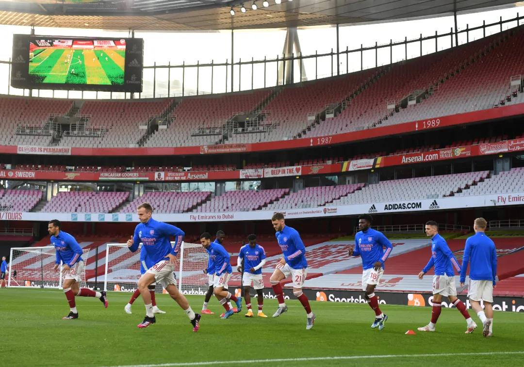 نيوكاسل يونايتدقصة النادي العريق وإنجازاته الكبيرة